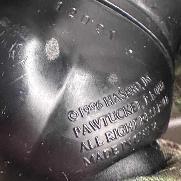 Hasbro GI Joe Blue Eyes Camo Utilities Jointed Rifle Ammo Pouch Helmet Marine 96 - Picture 12 of 13